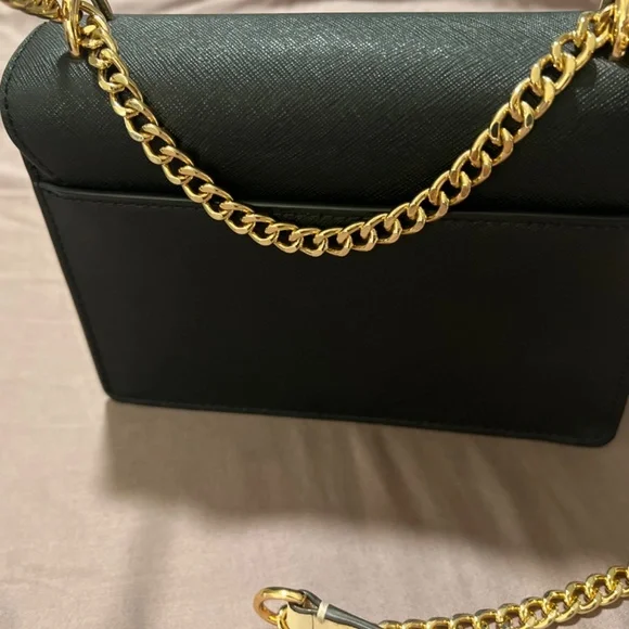 Shoulder bags